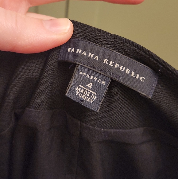 Banana Republic Wool Pencil Skirt - Picture 4 of 5